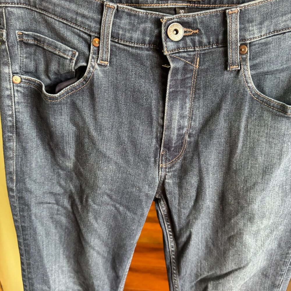 PAIGE JEANS FEDERAL SZ 32 STRETCH STRAIGHT EUC